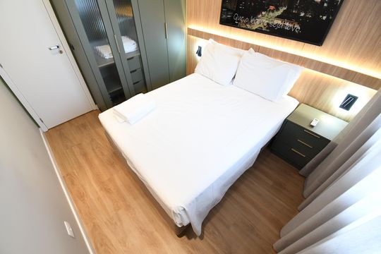 Quarto de apartamento à venda com 1 quarto, 33m² em Centro, Curitiba