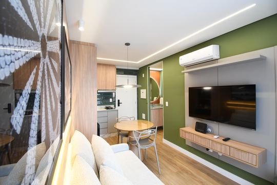 Apartamento à venda com 1 quarto, 33m² em Centro, Curitiba