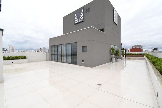 Apartamento à venda com 1 quarto, 33m² em Centro, Curitiba