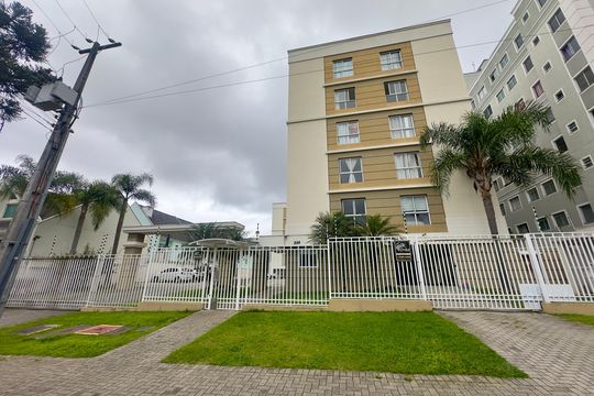 Fachada de apartamento à venda com 3 quartos, 64m² em Santa Cândida, Curitiba