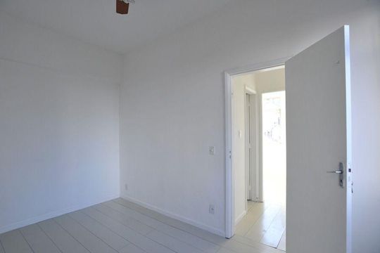 Quarto de apartamento para alugar com 2 quartos, 54m² em Grajaú, Rio de Janeiro