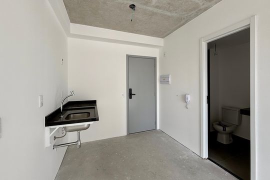 Cozinha de kitnet/studio à venda com 1 quarto, 24m² em Vila Olímpia, São Paulo