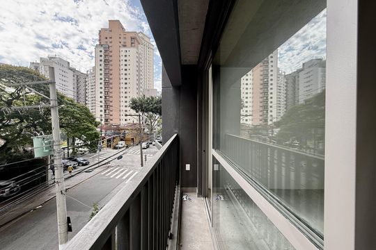 Sacada de kitnet/studio à venda com 1 quarto, 24m² em Vila Olímpia, São Paulo