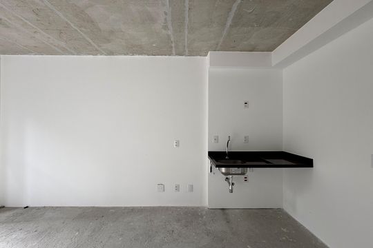 Cozinha de kitnet/studio à venda com 1 quarto, 24m² em Vila Olímpia, São Paulo