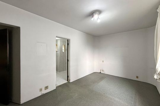 Suíte de apartamento à venda com 3 quartos, 193m² em Santo Amaro, São Paulo