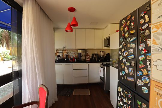 Cozinha de apartamento para alugar com 1 quarto, 65m² em Jardim de Ala, Salvador