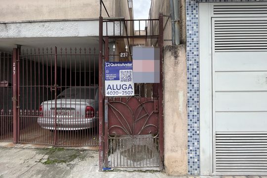 Placa+Fachada de casa à venda com 2 quartos, 70m² em Jardim Nossa Senhora do Carmo, São Paulo
