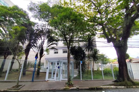 Fachada de apartamento para alugar com 2 quartos, 75m² em Santo Amaro, São Paulo