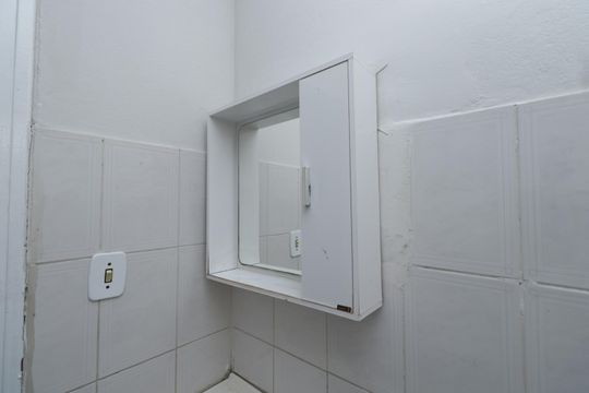 Banheiro de casa para alugar com 2 quartos, 150m² em Chácara Santo Antônio (zona Leste), São Paulo