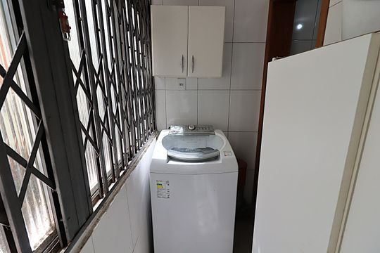 Área de Serviço de apartamento para alugar com 3 quartos, 98m² em Rio Branco, Porto Alegre