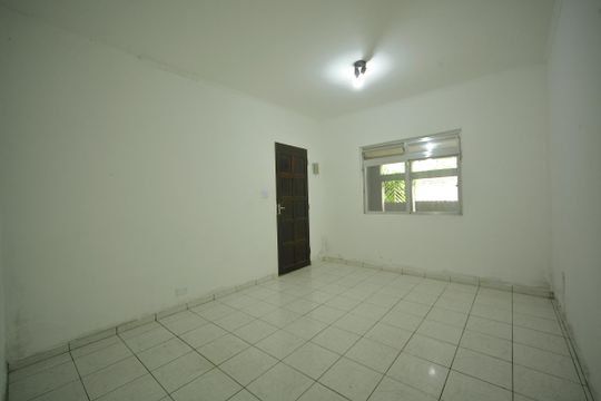 Casa para alugar com 1 quarto, 100m² em Alvarenga, São Bernardo do Campo