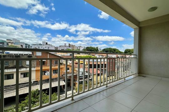 Varanda de apartamento à venda com 3 quartos, 100m² em Pampulha, Belo Horizonte