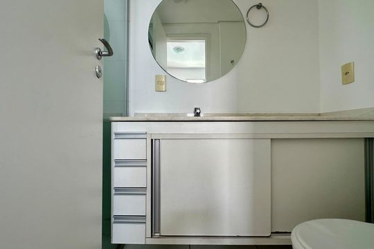 Banheiro da Suíte de apartamento à venda com 3 quartos, 100m² em Pampulha, Belo Horizonte