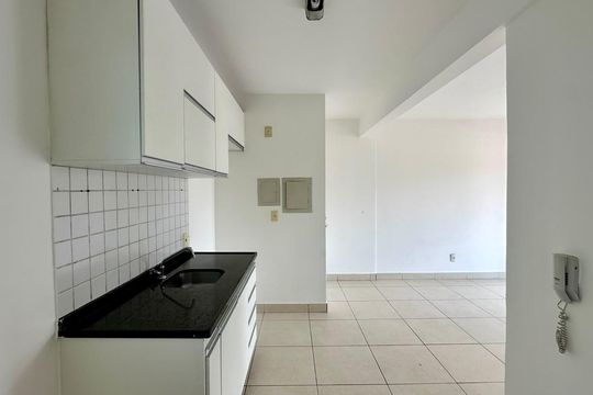 Cozinha de apartamento à venda com 3 quartos, 100m² em Pampulha, Belo Horizonte