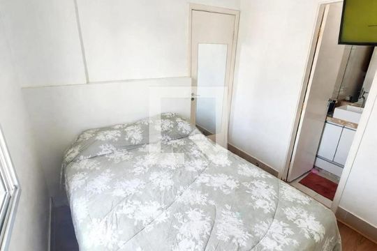 Quarto 1 de apartamento para alugar com 2 quartos, 55m² em Vila Mazzei, São Paulo