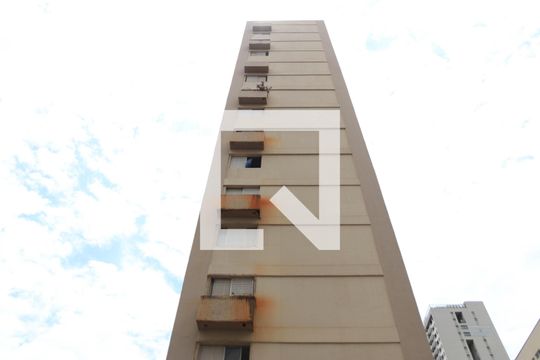 Fachada de apartamento para alugar com 3 quartos, 99m² em Setor Oeste, Goiânia