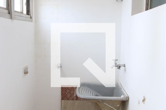 Cozinha e Área de Serviço de apartamento para alugar com 3 quartos, 99m² em Setor Oeste, Goiânia