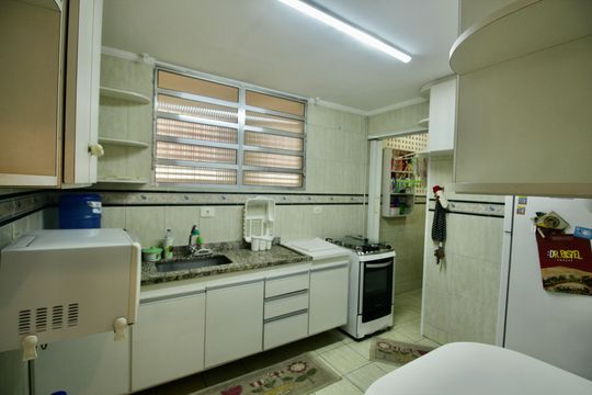 Cozinha e Área de Serviço de apartamento para alugar com 2 quartos, 80m² em Embaré, Santos