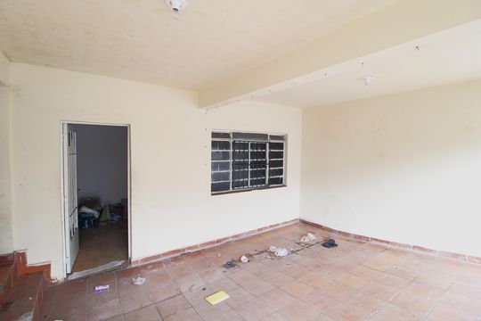 Garagem de casa para alugar com 2 quartos, 111m² em Vila do Castelo, São Paulo