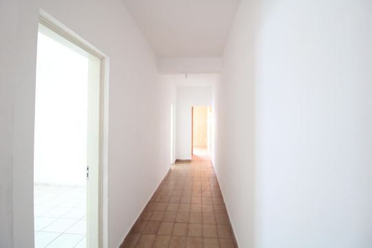 Corredor de casa para alugar com 2 quartos, 111m² em Vila do Castelo, São Paulo