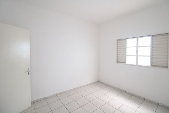 Quarto 1 de casa para alugar com 2 quartos, 111m² em Vila do Castelo, São Paulo