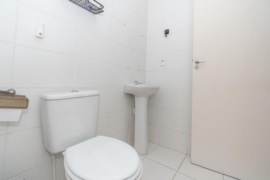 Banheiro de apartamento para alugar com 2 quartos, 57m² em Jardim Dulce (nova Veneza), Sumaré