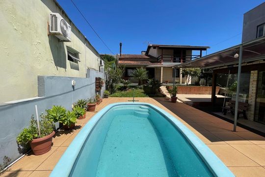 Casa à venda com 3 quartos, 270m² em Jardim America, São Leopoldo