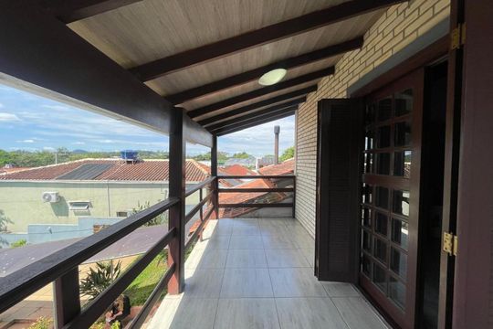 Casa à venda com 3 quartos, 270m² em Jardim America, São Leopoldo