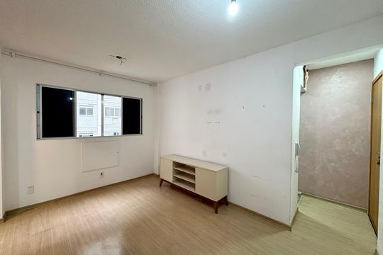 Apartamento para alugar com 2 quartos, 46m² em Taquara, Rio de Janeiro