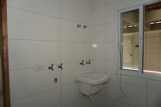 Apartamento para alugar com 1 quarto, 21m² em Conjunto Habitacional Jardim Sao Bento, Embu das Artes