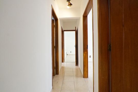 Corredor de apartamento à venda com 3 quartos, 111m² em Bosque da Saúde, São Paulo