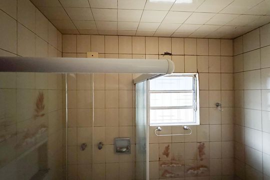 Banheiro Social de casa à venda com 2 quartos, 156m² em Parque Selecta, São Bernardo do Campo