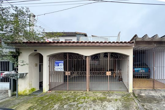 Fachada de casa à venda com 2 quartos, 156m² em Parque Selecta, São Bernardo do Campo