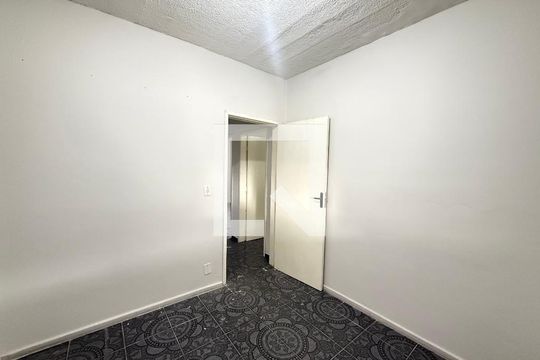 Casa à venda com 4 quartos, 250m² em Centro, Contagem