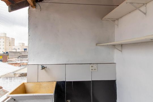 Area de Serviço  de casa para alugar com 1 quarto, 45m² em Jardim Gopouva, Guarulhos