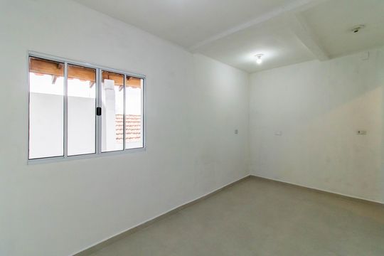 Quarto  de casa para alugar com 1 quarto, 45m² em Jardim Gopouva, Guarulhos