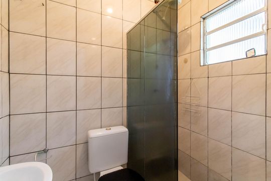 Banheiro de casa para alugar com 1 quarto, 45m² em Jardim Gopouva, Guarulhos