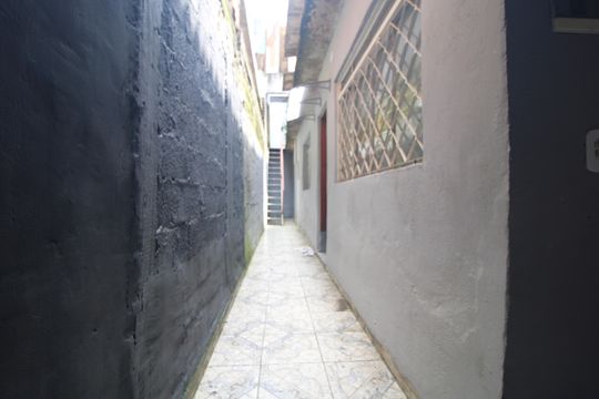 Entrada de casa para alugar com 2 quartos, 70m² em Jardim Castro Alves, São Paulo