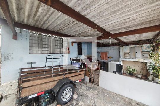 Casa para alugar com 3 quartos, 376m² em Vila Amalia (Zona Norte), São Paulo