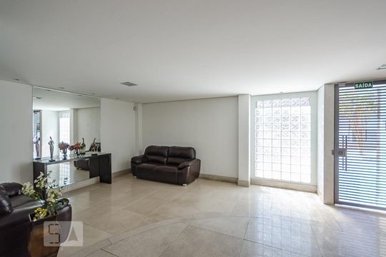 Hall de Entrada de apartamento à venda com 3 quartos, 127m² em Coracao de Jesus, Belo Horizonte