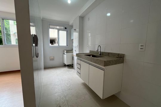 Cozinha de apartamento à venda com 2 quartos, 45m² em Jardim Iris, São Paulo