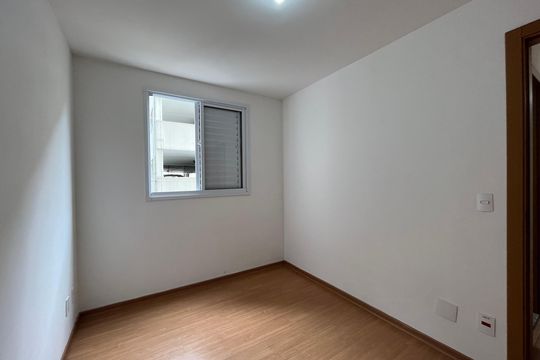 Quarto 2 de apartamento à venda com 2 quartos, 45m² em Jardim Iris, São Paulo