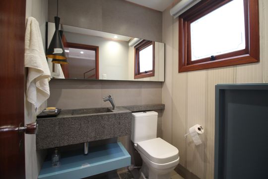 Lavabo de casa à venda com 3 quartos, 1320m² em Auxiliadora, Porto Alegre