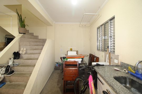 Área gourmet de casa à venda com 5 quartos, 250m² em Jardim Miriam, São Paulo