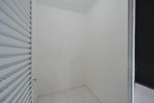 Quarto de Serviço de casa para alugar com 3 quartos, 100m² em Mirandópolis, São Paulo