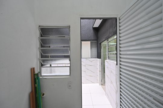 Quarto de Serviço de casa para alugar com 3 quartos, 100m² em Mirandópolis, São Paulo