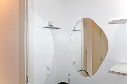 Banheiro de apartamento à venda com 2 quartos, 72m² em Vila Santa Claudina, Vinhedo