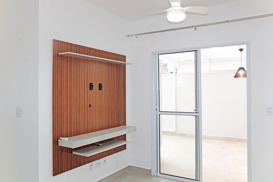 Apartamento à venda com 2 quartos, 72m² em Vila Santa Claudina, Vinhedo