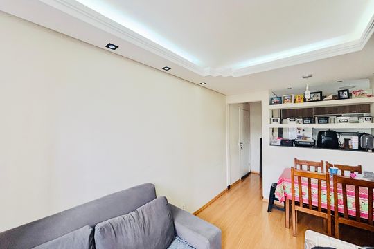 Sala de apartamento para alugar com 2 quartos, 44m² em Vila Nova Curuca, São Paulo
