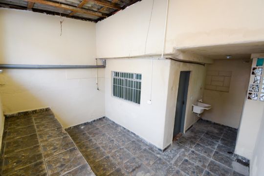 Área de Serviço de casa para alugar com 1 quarto, 70m² em Jardim Cumbica, Guarulhos